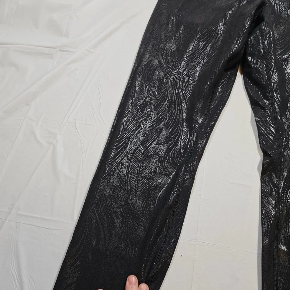 NWOT Lululemon Wunder Under High-Rise Tight 28" *Shine (Acclimatize Black Foil) - Picture 8 of 16